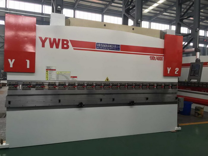 Mae'r wasg Hydraulic CNC Echel 4 breciau 100 Ton