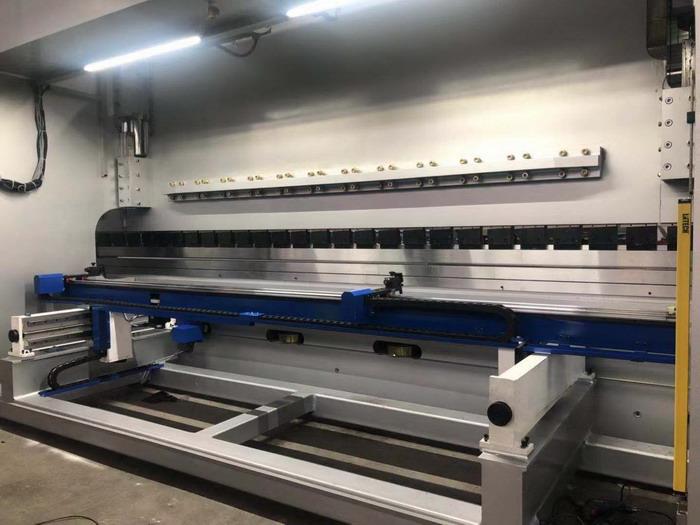 China Yawei 300T6M 6 axis CNC Press brake back gauge delem da66t controller