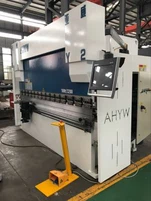Yawei AHYW 4 Echel CNC Hybrid Pressbrakes 3M